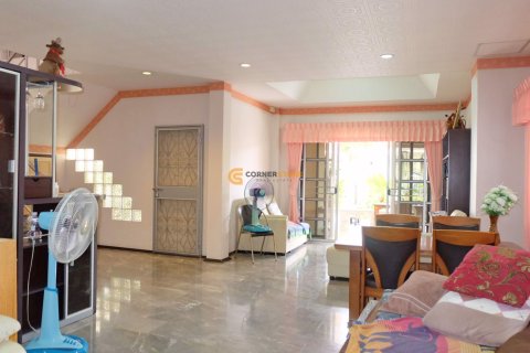 Estudio en Jomtien Beach, Pattaya, Tailandia № 156759 - foto 4