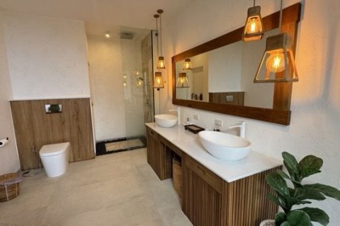 Chalet de 6 dormitorios en Ko Samui, Tailandia № 167546 - foto 16