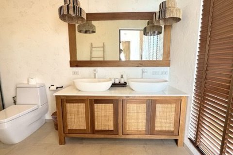 Chalet de 6 dormitorios en Ko Samui, Tailandia № 167546 - foto 10