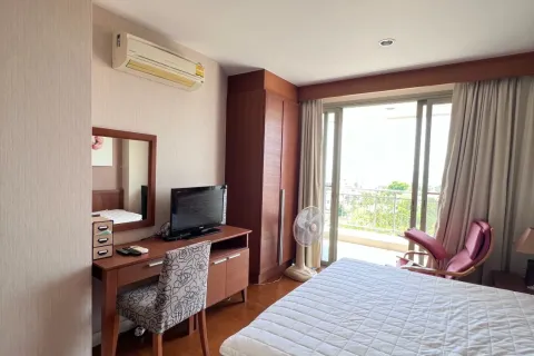 Studio in the Condo in Cha-am, Thailand  № 167547