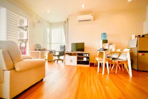 Studio in the Condo in Khlong San, Bangkok, Thailand № 167548 - photo 8