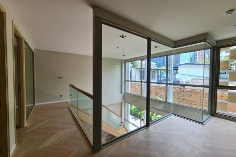 Condominio de 3 dormitorios en Bangkok, Tailandia № 65669 - foto 6