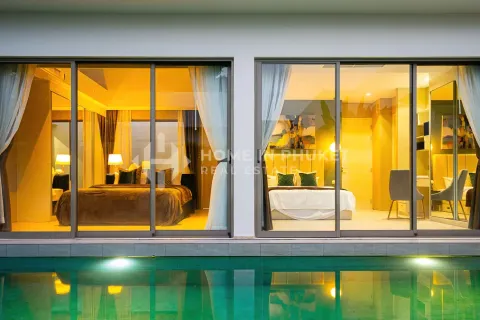 House in Phuket, Thailand 3 bedrooms № 222799 - photo 2
