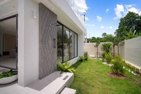 Chalet de 3 dormitorios en Phuket, Tailandia № 191113 - foto 4
