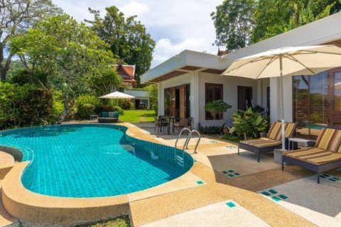 Chalet de 7 dormitorios en Kamala, Tailandia № 191107 - foto 11