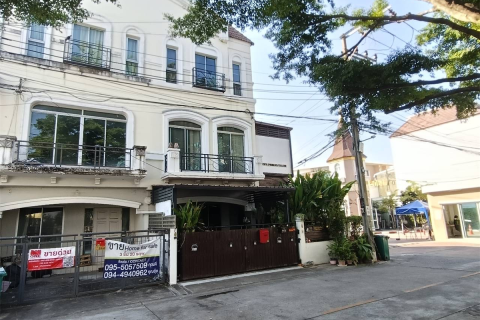 Adosado de 3 dormitorios en Bangkok, Tailandia № 189632 - foto 3