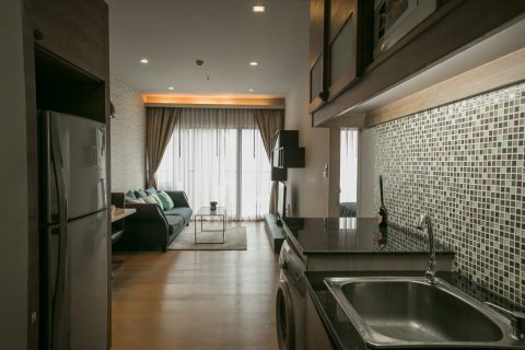 Condominio de 1 dormitorio en Bangkok, Tailandia № 143275 - foto 12