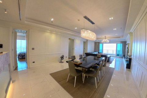 Condo à Bangkok, Thaïlande, 3 chambres  № 143269