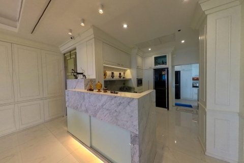 Condo à Bangkok, Thaïlande, 3 chambres  № 143269 - photo 12