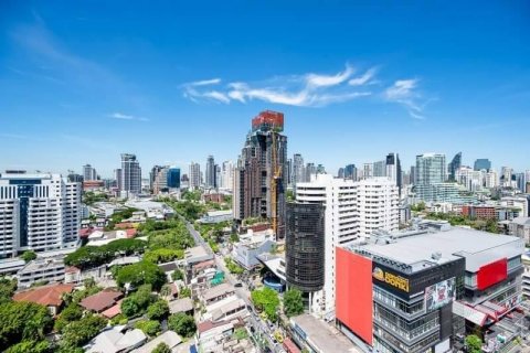 Condo in Bangkok, Thailand, 3 bedrooms № 143270 - photo 13