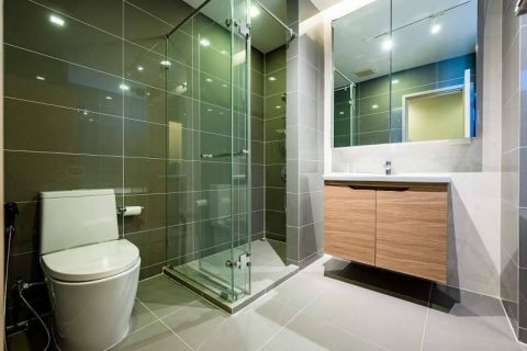 Condo in Bangkok, Thailand, 3 bedrooms № 143270 - photo 8