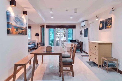 Condominio de 3 dormitorios en Huai Khwang, Bangkok, Tailandia № 48086 - foto 5