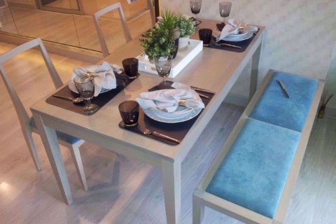 Condo in Khan Na Yao, Bangkok, Thailand, 3 bedrooms № 48087 - photo 2