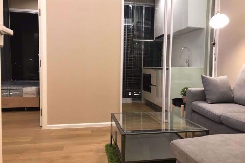 Condominio de 1 dormitorio en Chatuchak, Bangkok, Tailandia № 48084 - foto 3