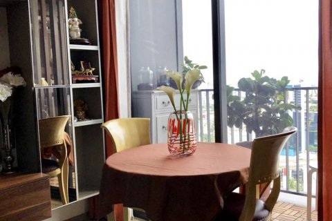 Condominio de 1 dormitorio en Bangkok, Tailandia № 116679 - foto 2