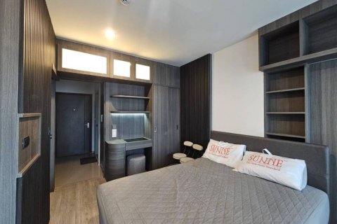 Condominio de 2 dormitorios en Bang Kapi, Bangkok, Tailandia № 116675 - foto 7