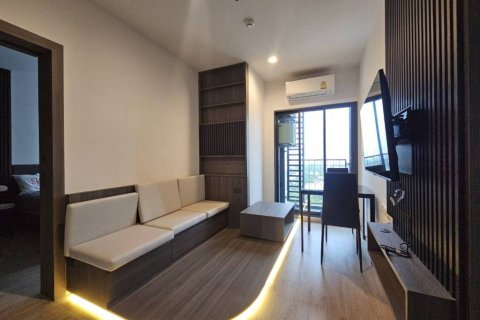 Condo in Bang Kapi, Bangkok, Thailand, 2 bedrooms № 116675