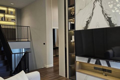 Casa de 4 dormitorios en Samut Prakan, Tailandia № 116678 - foto 7