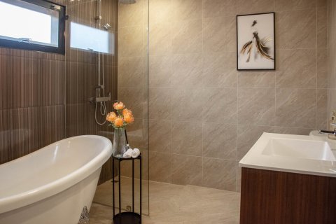 Chalet de 3 dormitorios en Chiang Mai, Tailandia № 202410 - foto 9
