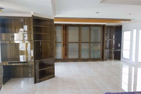 Кондоминиум с 2 спальнями в Клонг Тоэй, Бангкок, Таиланд № 47461 - фото 15