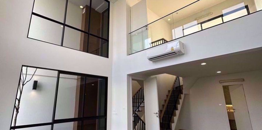 Casa de 3 dormitorios en Yan Nawa, Bangkok, Tailandia № 47465