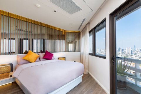 Condominio de 4 dormitorios en Bang Kho Laem, Bangkok, Tailandia № 47460 - foto 20