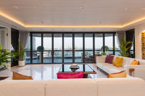 Condominio de 4 dormitorios en Bang Kho Laem, Bangkok, Tailandia № 47460 - foto 5