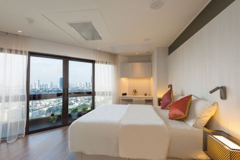 Condominio de 4 dormitorios en Bang Kho Laem, Bangkok, Tailandia № 47460 - foto 24