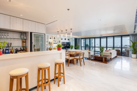 Condominio de 4 dormitorios en Bang Kho Laem, Bangkok, Tailandia № 47460 - foto 2