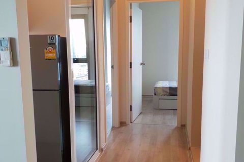 Condominio de 2 dormitorios en Huai Khwang, Bangkok, Tailandia № 47463 - foto 7