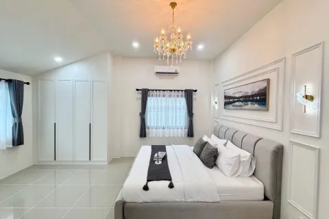 Casa de 3 dormitorios en Pattaya, Tailandia № 155571 - foto 30