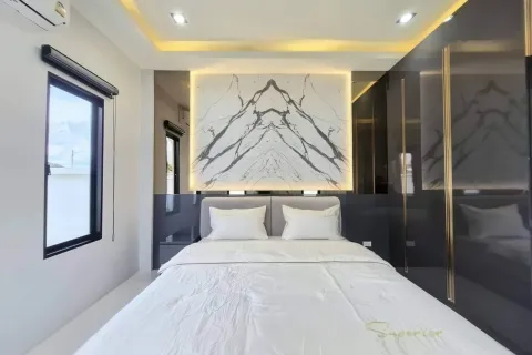 Casa de 3 dormitorios en Pattaya, Tailandia № 155572 - foto 10