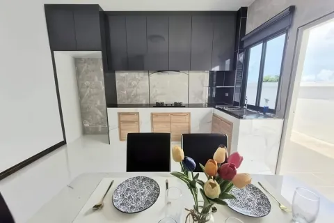 Casa de 3 dormitorios en Pattaya, Tailandia № 155572 - foto 7