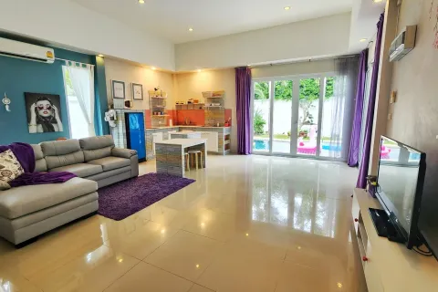 Casa de 2 dormitorios en Pattaya, Tailandia № 155574 - foto 3