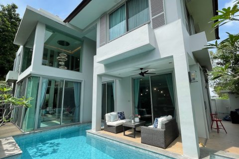 Maison à Bangkok, Thaïlande 3 chambres № 65610