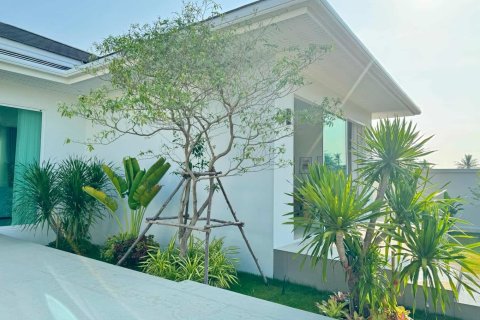 Chalet de 4 dormitorios en Hua Hin, Tailandia № 166064 - foto 26