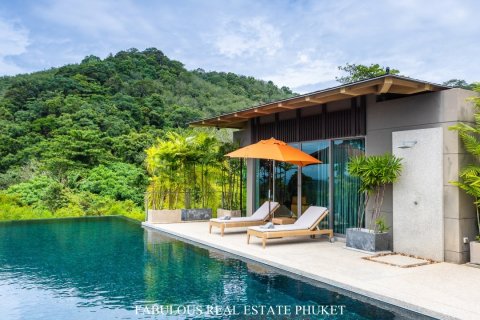 Chalet de 7 dormitorios en Bang Tao, Tailandia № 179882 - foto 12