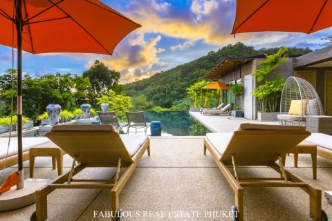 Chalet de 7 dormitorios en Bang Tao, Tailandia № 179882 - foto 10