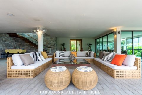 Chalet de 7 dormitorios en Bang Tao, Tailandia № 179882 - foto 9