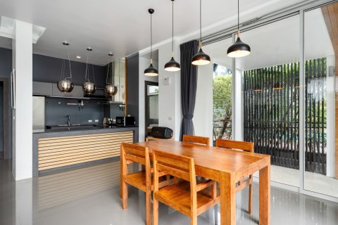 Chalet de 3 dormitorios en Ko Samui, Tailandia № 179889 - foto 23