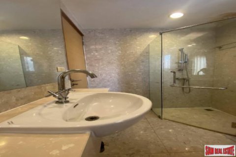 Apartamento de 3 dormitorios en Bangkok, Tailandia № 203934 - foto 3