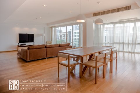 Condominio de 4 dormitorios en Bangkok, Tailandia № 168203 - foto 5