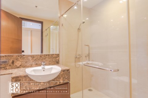 Condominio de 4 dormitorios en Bangkok, Tailandia № 168203 - foto 17