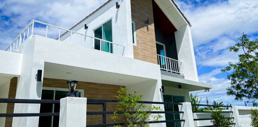 Casa de 4 dormitorios en Hua Hin, Tailandia № 167630