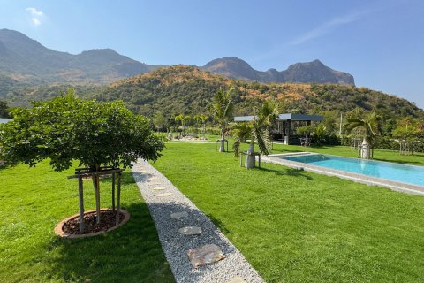 Chalet de 3 dormitorios en Hua Hin, Tailandia № 167626 - foto 19