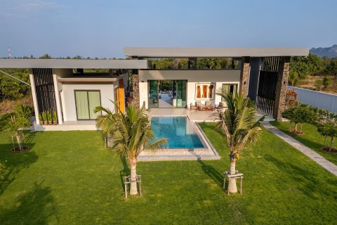 Chalet de 3 dormitorios en Hua Hin, Tailandia № 167626 - foto 22