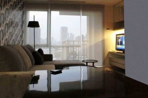 Studio in the Condo in Watthana, Bangkok, Thailand  № 160604