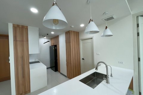 Condominio de 3 dormitorios en Sathon, Bangkok, Tailandia № 168859 - foto 3