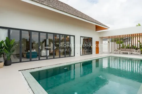Casa de 3 dormitorios en Phuket, Tailandia № 209520 - foto 2