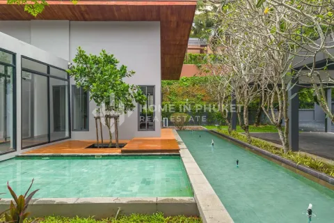 Casa de 4 dormitorios en Kathu, Tailandia № 209519 - foto 4